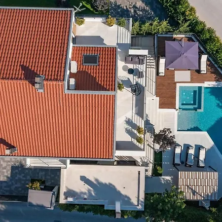 Bonavia Будинок відпочинку *