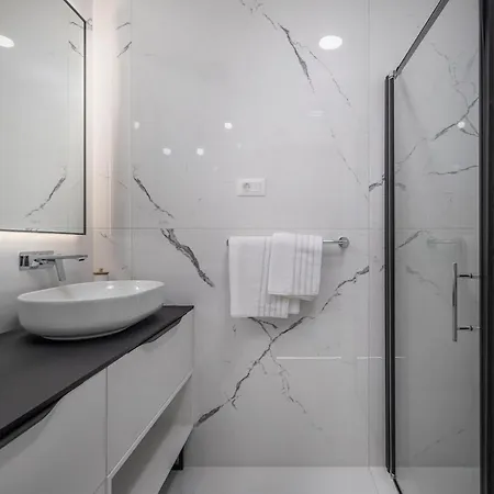 Bonavia * Задар