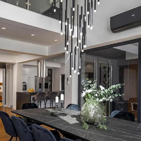 度假居 Bonavia 扎达尔